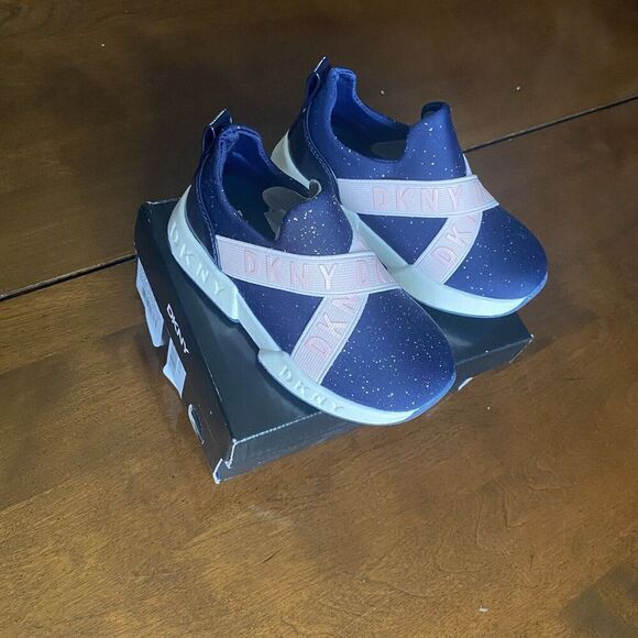 DKNY Other - DKNY Baby Girls Casual & Fashion Sneakers Navy blush Shoes Size 7 Kids New